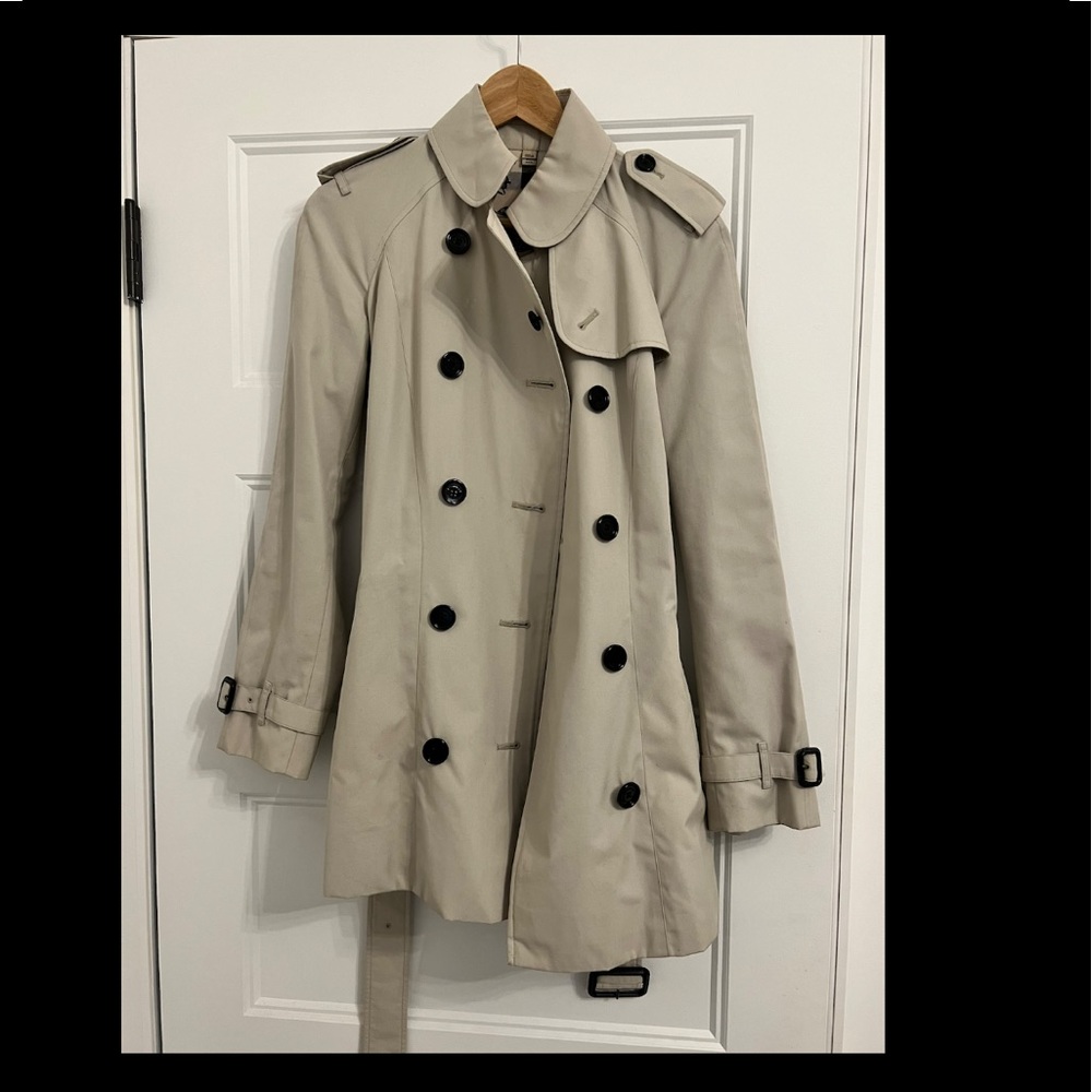 Burberry London Mottram trench coat